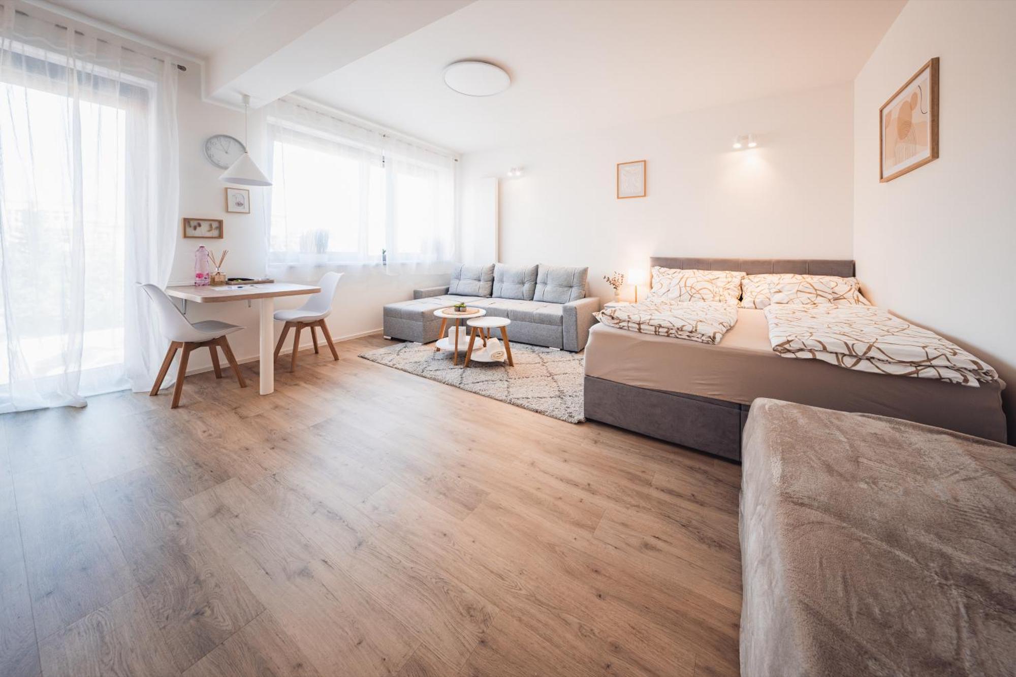 Ferienwohnung Rezidence Sadova Zlín Exterior foto