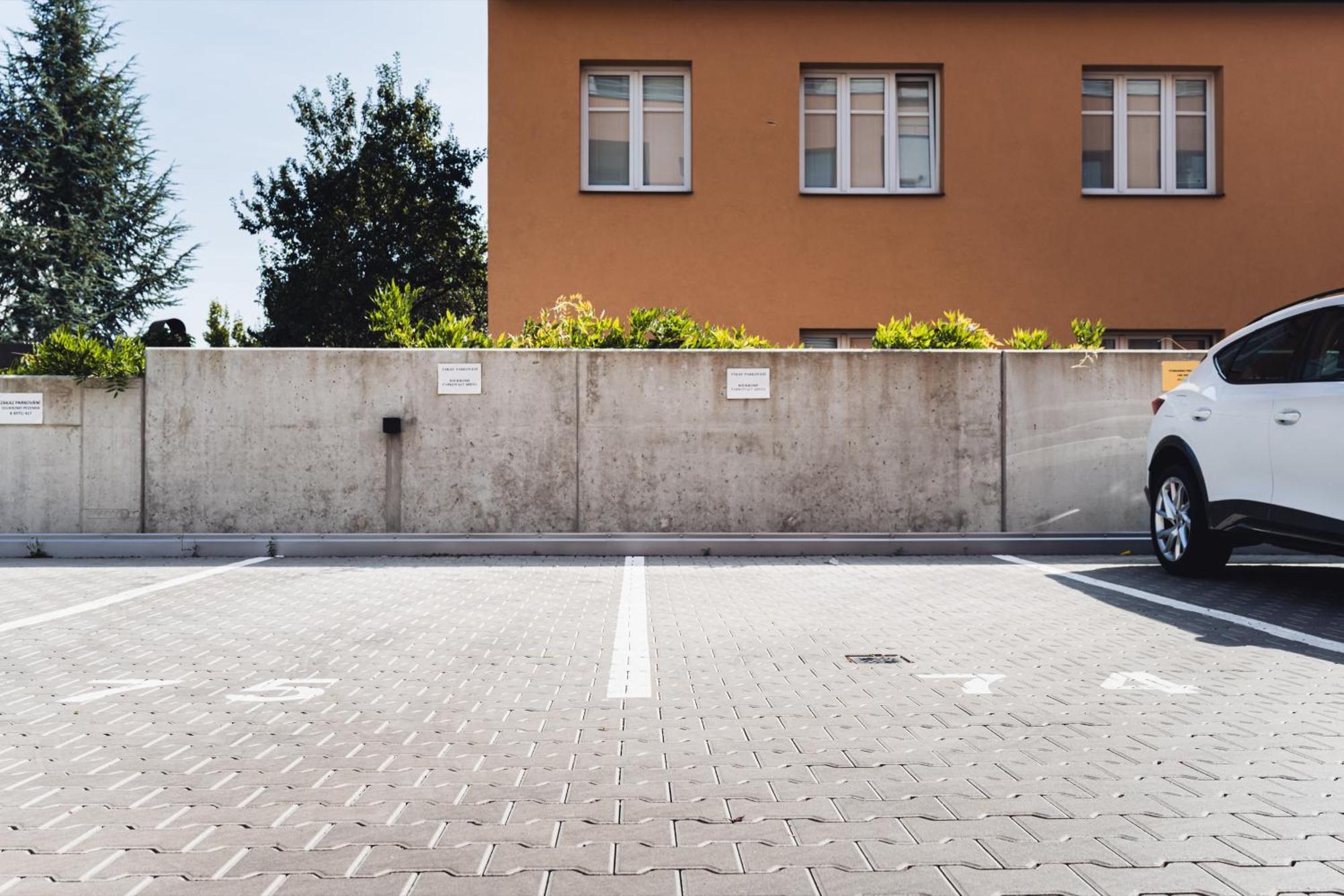 Ferienwohnung Rezidence Sadova Zlín Exterior foto